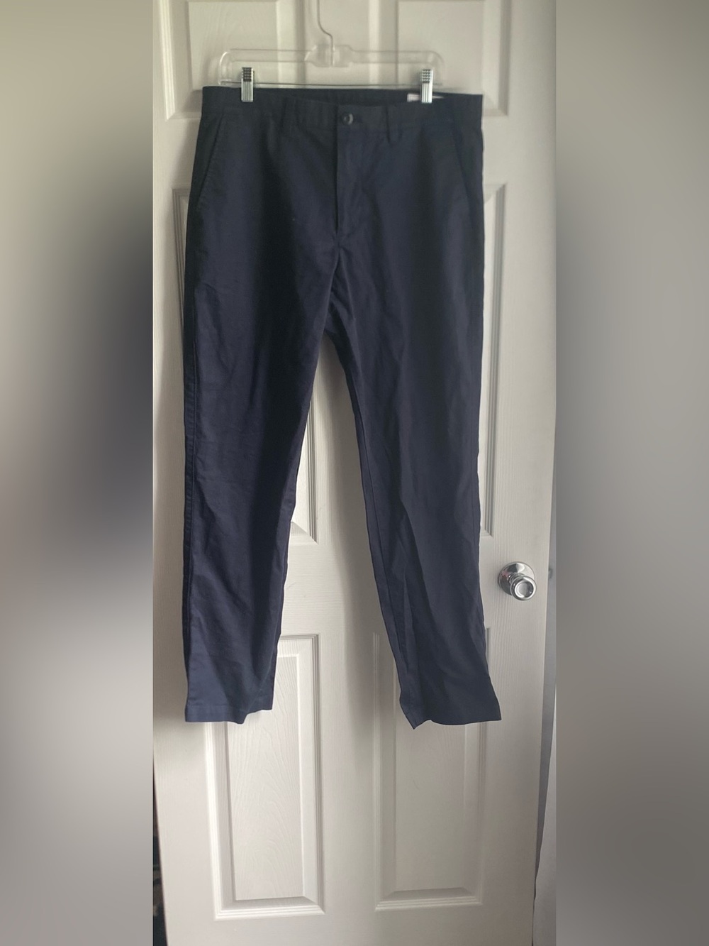 GAP Men's Navy Straight Chinos